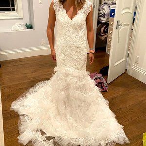NWOT Custom A-Frame Lace Wedding Dress Sz 6